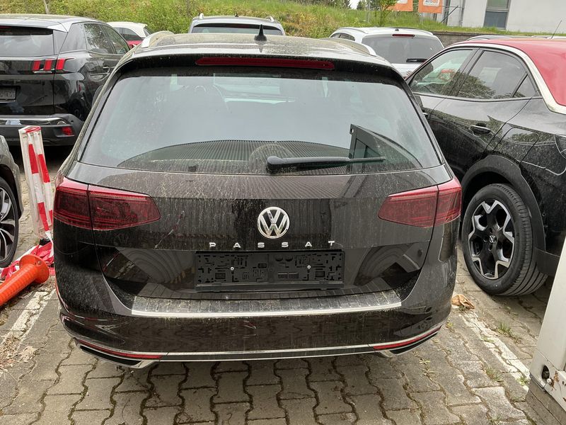 Volkswagen Passat 2.0 TDI Elegance 2019 – снимка 7