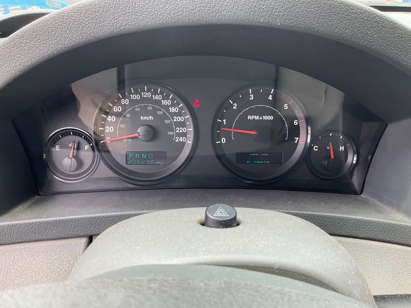 Jeep Grand Cherokee 3.0 CRD Laredo 2006 – снимка 4