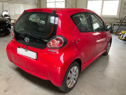Toyota Aygo 1.0 Cool 2013 – снимка 2