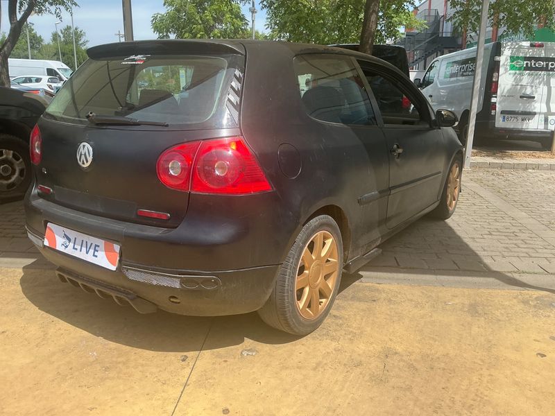 Volkswagen Golf V 1.6 Sportline 2005 – снимка 2