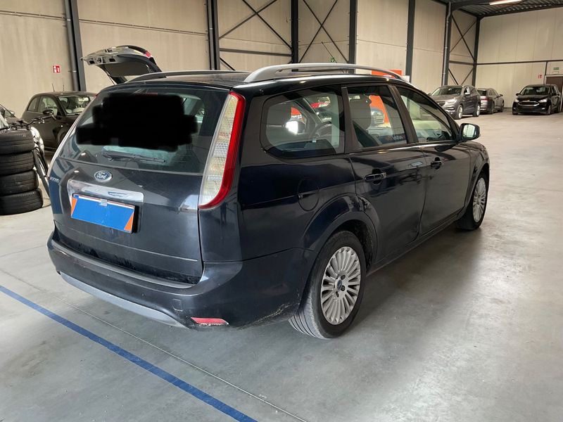 Ford Focus 1.6 Titanium 2009 – снимка 2