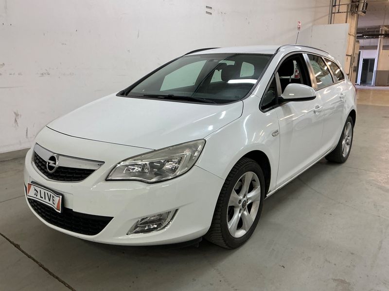 Opel Astra 1.7 CDTI Edition 2012 – снимка 1
