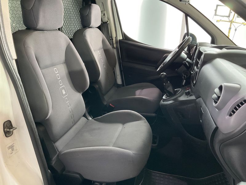 Citroen Berlingo 1.6 HDi Niveau A L1 2013 – снимка 3