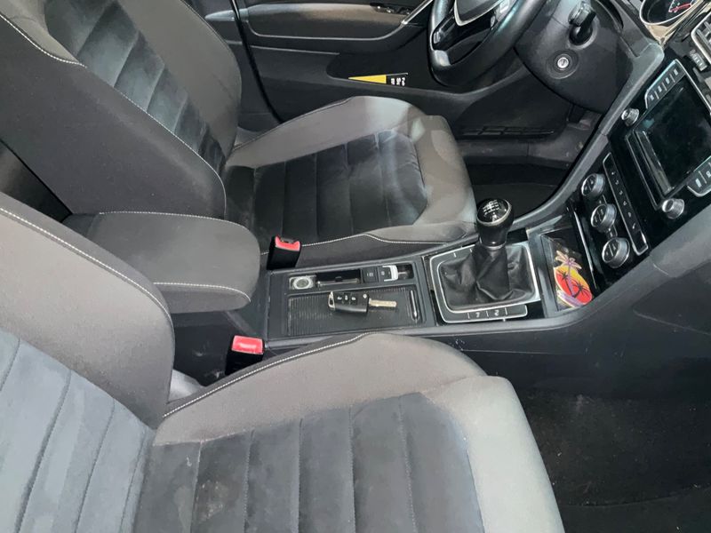 Volkswagen Golf VII 2.0 TDI Highline BlueMotion Tech 2014 – снимка 31