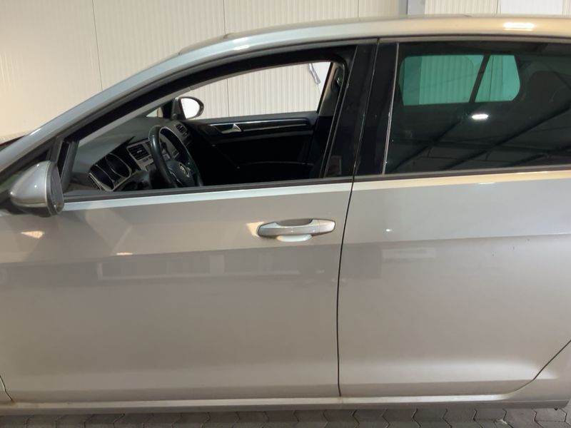 Volkswagen Golf VII 2.0 TDI Highline BlueMotion Tech 2014 – снимка 4