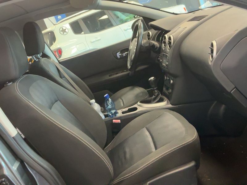 Nissan Qashqai 1.6 dCi N-Tec 2012 – снимка 16