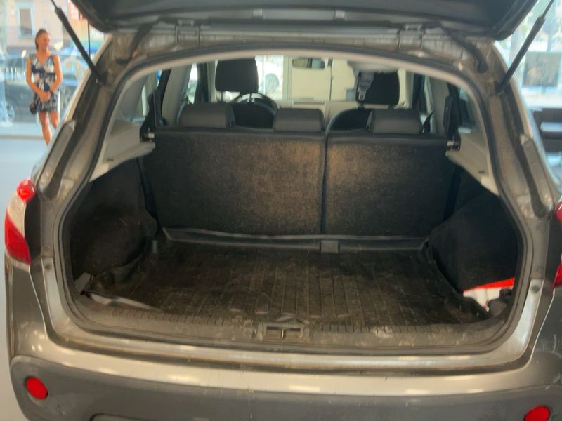 Nissan Qashqai 1.6 dCi N-Tec 2012 – снимка 15