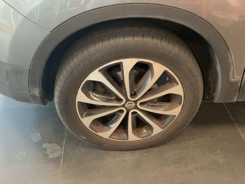 Nissan Qashqai 1.6 dCi N-Tec 2012 – снимка 3
