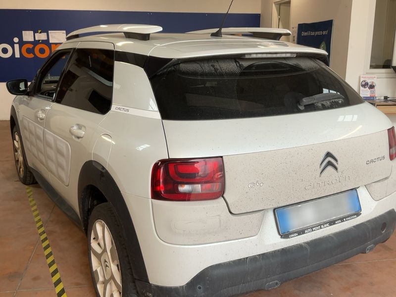 Citroen C4 Cactus 1.6 Blue-HDi W-OneTone 2016 – снимка на щета 6
