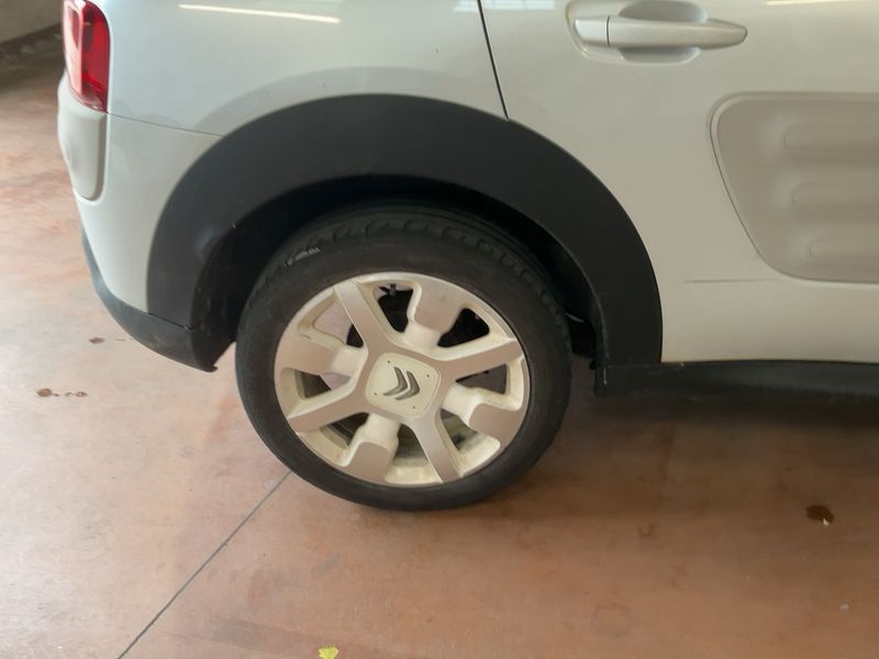 Citroen C4 Cactus 1.6 Blue-HDi W-OneTone 2016 – снимка 9