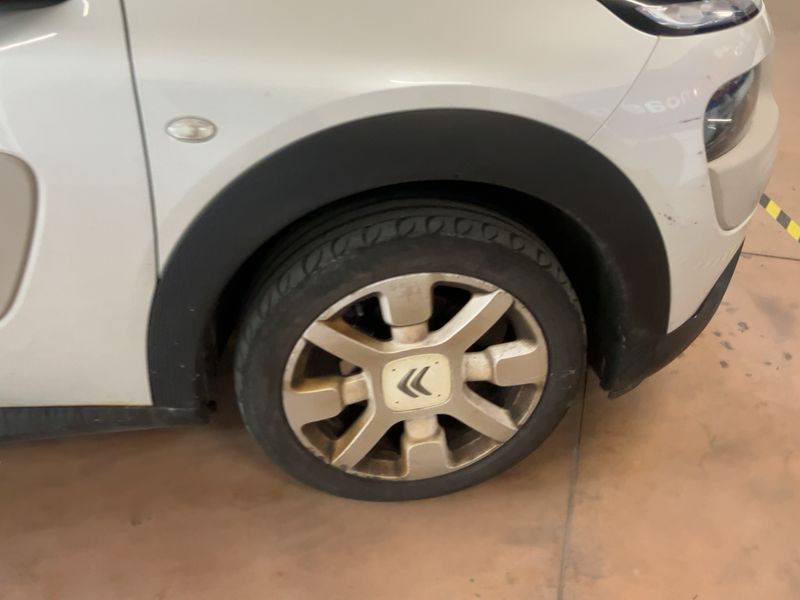 Citroen C4 Cactus 1.6 Blue-HDi W-OneTone 2016 – снимка 11