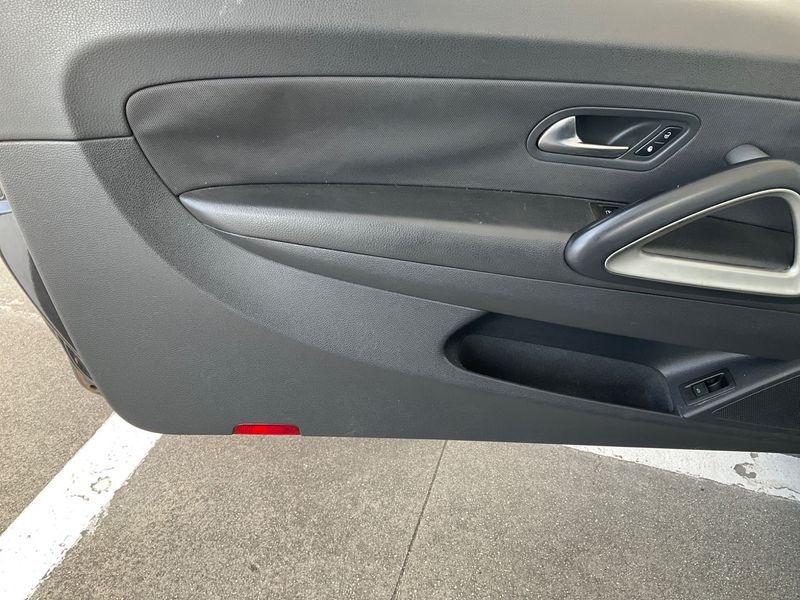 Volkswagen Scirocco 2.0 TDI 2009 – снимка 26