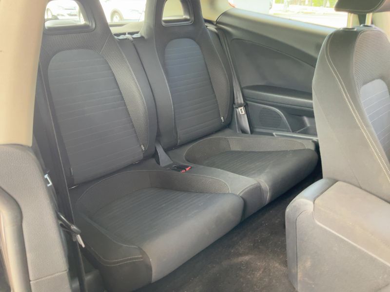 Volkswagen Scirocco 2.0 TDI 2009 – снимка 19