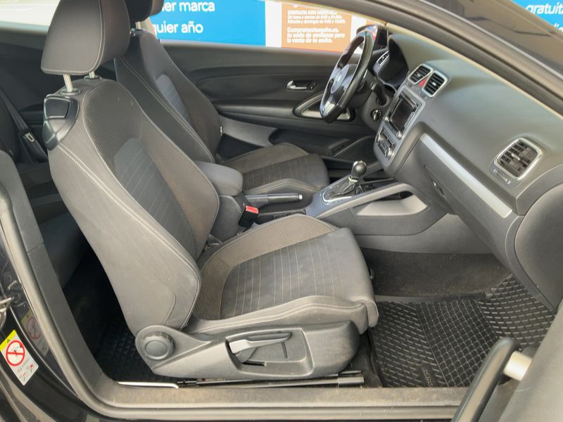 Volkswagen Scirocco 2.0 TDI 2009 – снимка 16