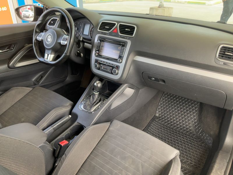Volkswagen Scirocco 2.0 TDI 2009 – снимка 17