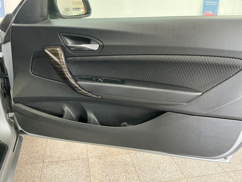 BMW 1er 120d xDrive Advantage 2018 – снимка 28