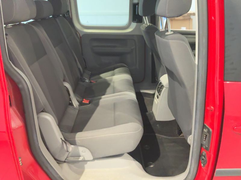 Volkswagen Caddy 2.0 TDI Maxi Life Team 2010 – снимка 20