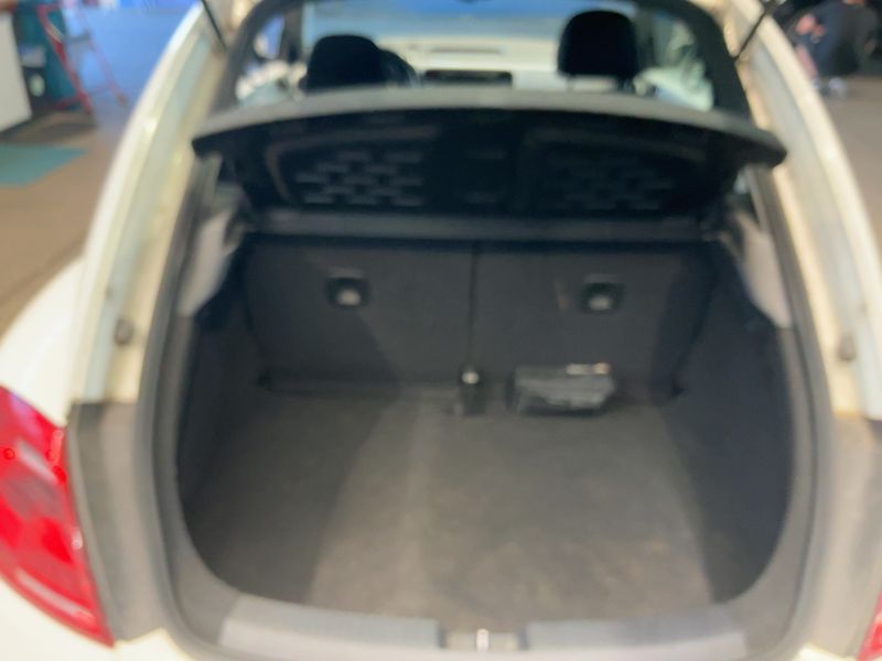 Volkswagen Beetle 1.2 TSI Design 2014 – снимка 15