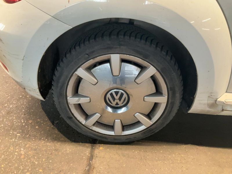 Volkswagen Beetle 1.2 TSI Design 2014 – снимка 9