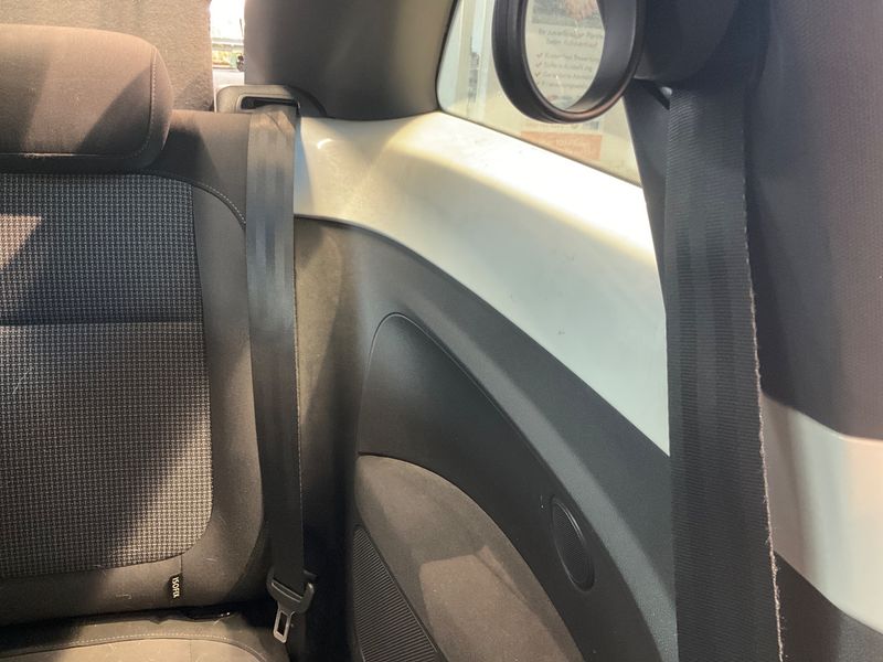 Volkswagen Beetle 1.2 TSI Design 2014 – снимка 35