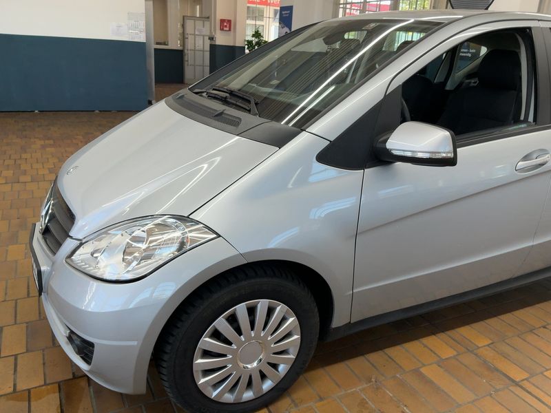 Mercedes-Benz A-Klasse A 160 Classic 2009 – снимка 2