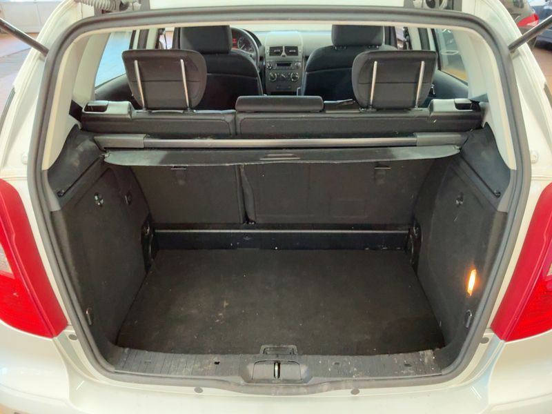Mercedes-Benz A-Klasse A 160 Classic 2009 – снимка 15