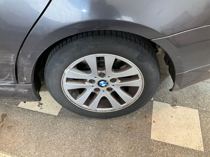 BMW 3er 320i 2005 – снимка 35