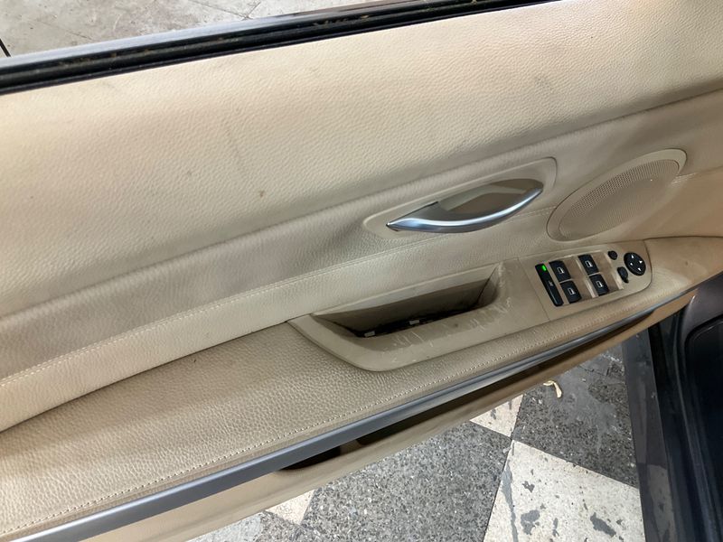 BMW 3er 320i 2005 – снимка 31
