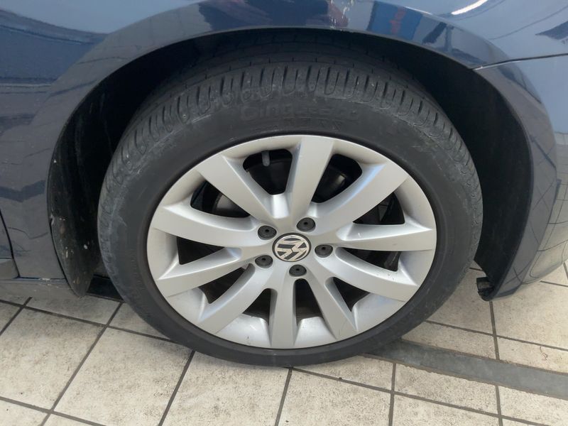 Volkswagen Scirocco 2.0 TDI 2010 – снимка 11