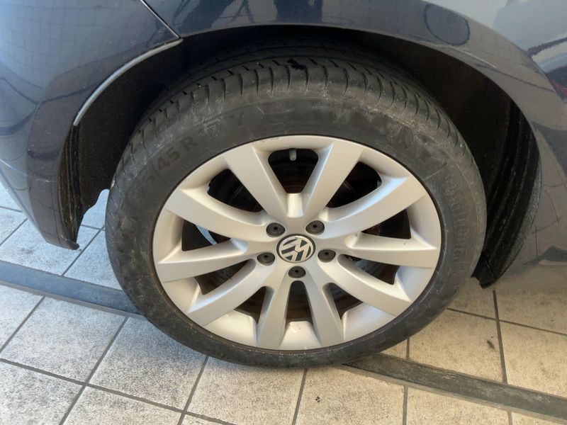Volkswagen Scirocco 2.0 TDI 2010 – снимка 9