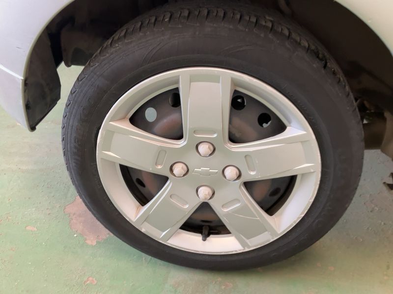Chevrolet Aveo 1.4 LS 2010 – снимка 9