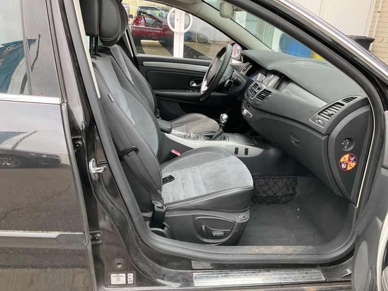 Renault Laguna 2.0 dCi GT 2011 – снимка 3
