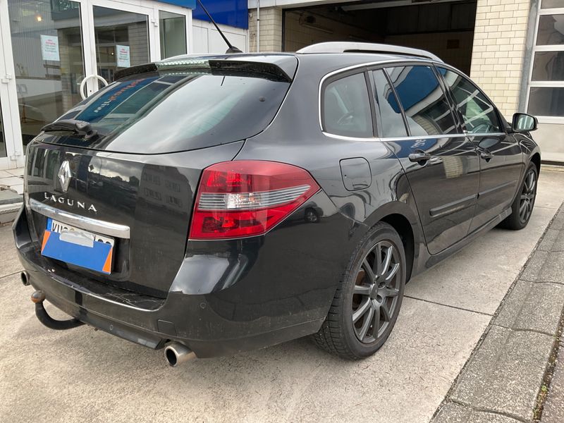Renault Laguna 2.0 dCi GT 2011 – снимка 2