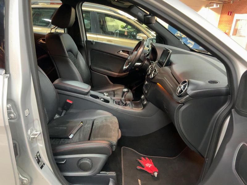 Mercedes-Benz B-Klasse B 180 CDI AMG Line 2016 – снимка 17