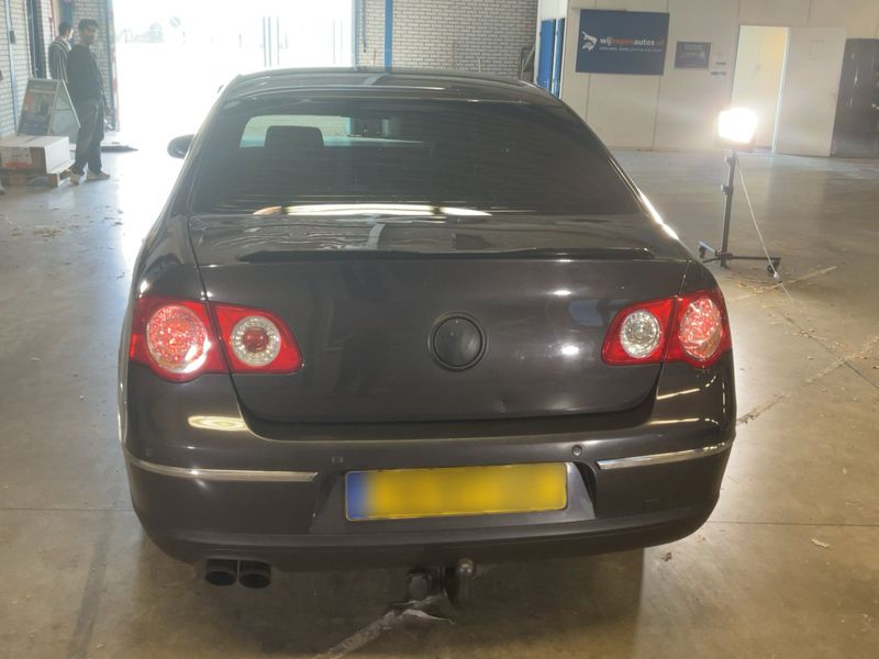 Volkswagen Passat 2.0 FSI Highline 2005 – снимка 7