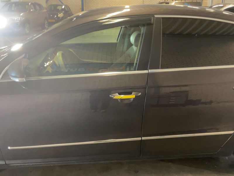 Volkswagen Passat 2.0 FSI Highline 2005 – снимка 4