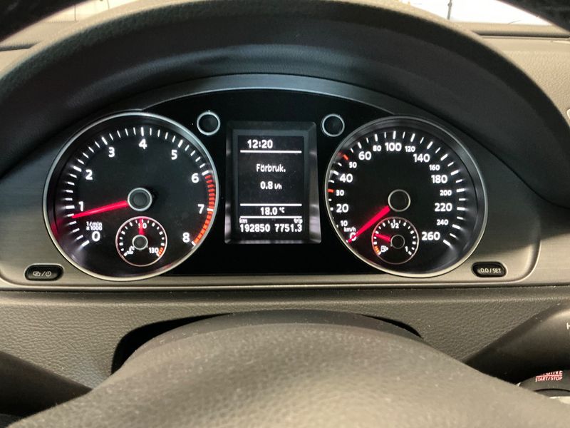 Volkswagen Passat 1.4 TSI Comfortline BlueMotion Tech 2014 – снимка 19
