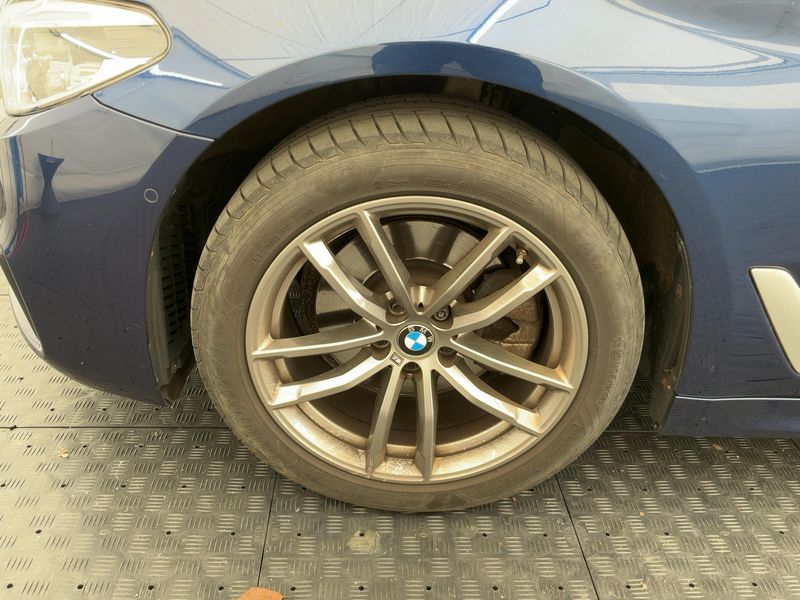 BMW 5er 520d xDrive M Sport 2020 – снимка 3