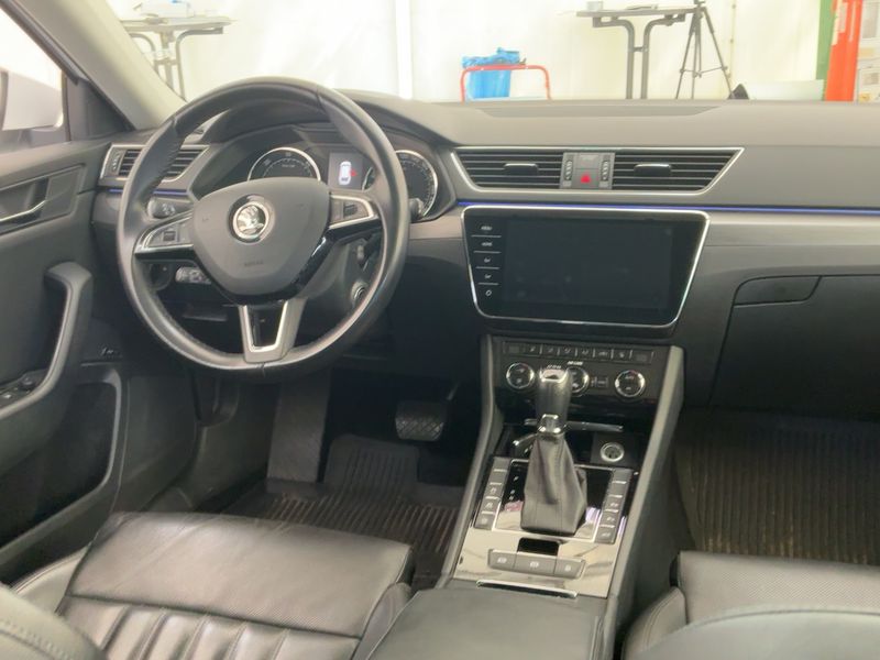 Skoda Superb 2.0 TDI Style 2017 – снимка 18