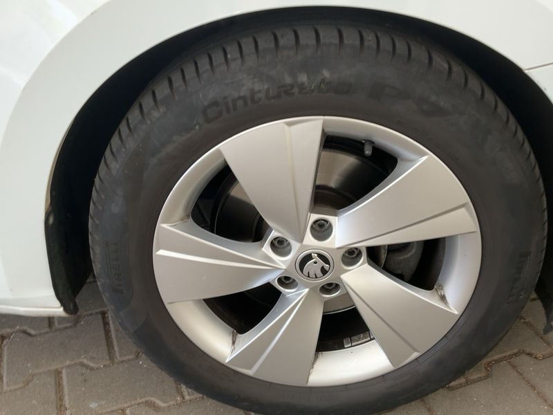 Skoda Superb 2.0 TDI Style 2017 – снимка 11