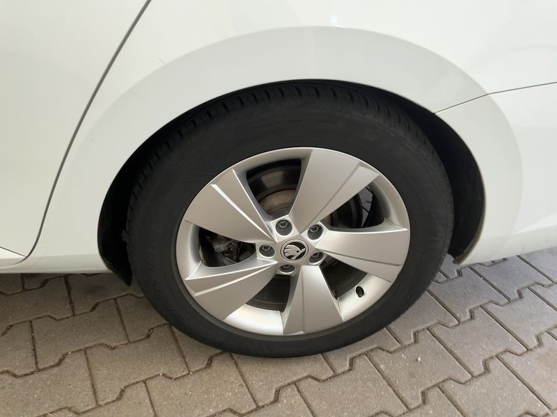 Skoda Superb 2.0 TDI Style 2017 – снимка 5