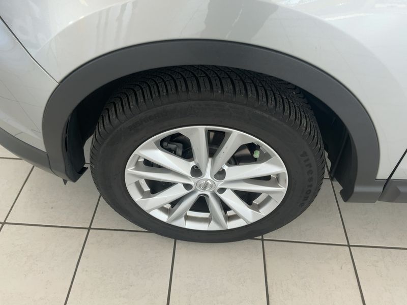 Nissan Qashqai 1.2 Acenta 2017 – снимка 3
