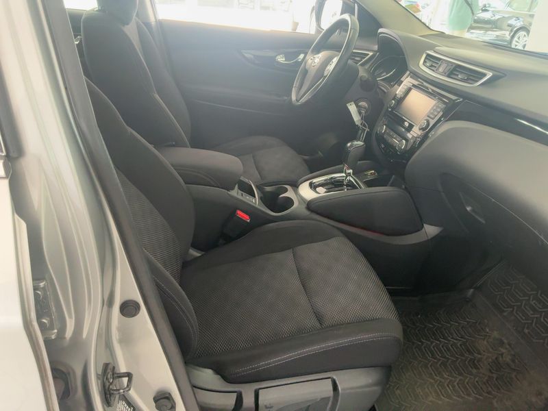 Nissan Qashqai 1.2 Acenta 2017 – снимка 16