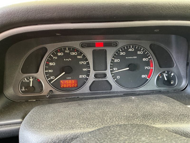 Peugeot 306 1.4 Presence 2000 – снимка 4