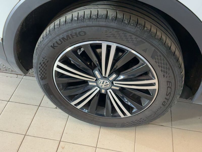 Volkswagen Tiguan 2.0 TDI Highline 4Motion BlueMotion Tech 2016 – снимка 9