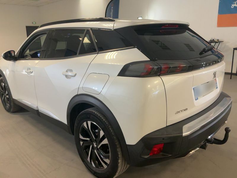 Peugeot 2008 1.2 PureTech Allure 2021 – снимка 6