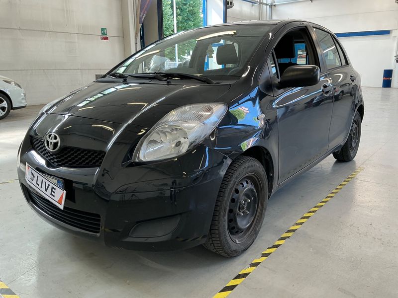 Toyota Yaris 1.0 VVT-i 2010 – снимка 1
