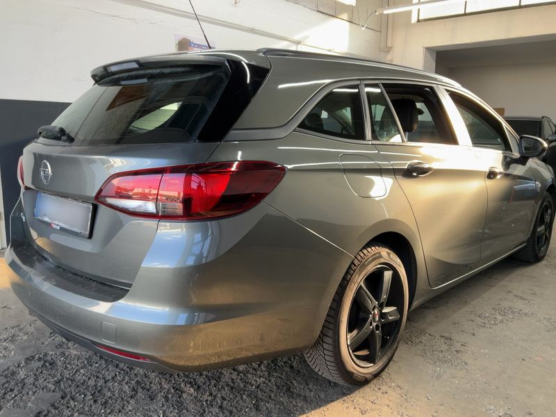 Opel Astra 1.6 CDTI 120 Jahre Start/Stop 2019 – снимка 8