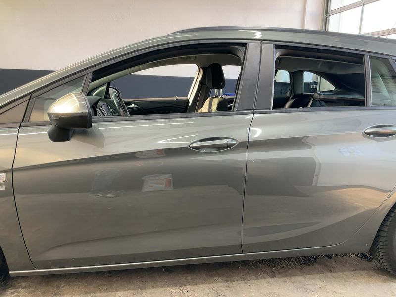 Opel Astra 1.6 CDTI 120 Jahre Start/Stop 2019 – снимка 4