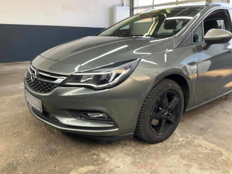 Opel Astra 1.6 CDTI 120 Jahre Start/Stop 2019 – снимка 2